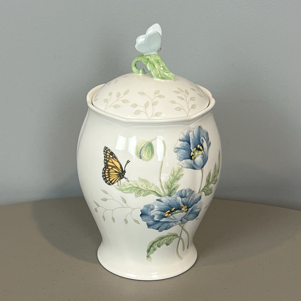 Lenox Butterfly Meadow Small Canister with Blue Butterfly Lid Cookie Jar 8 3/4"